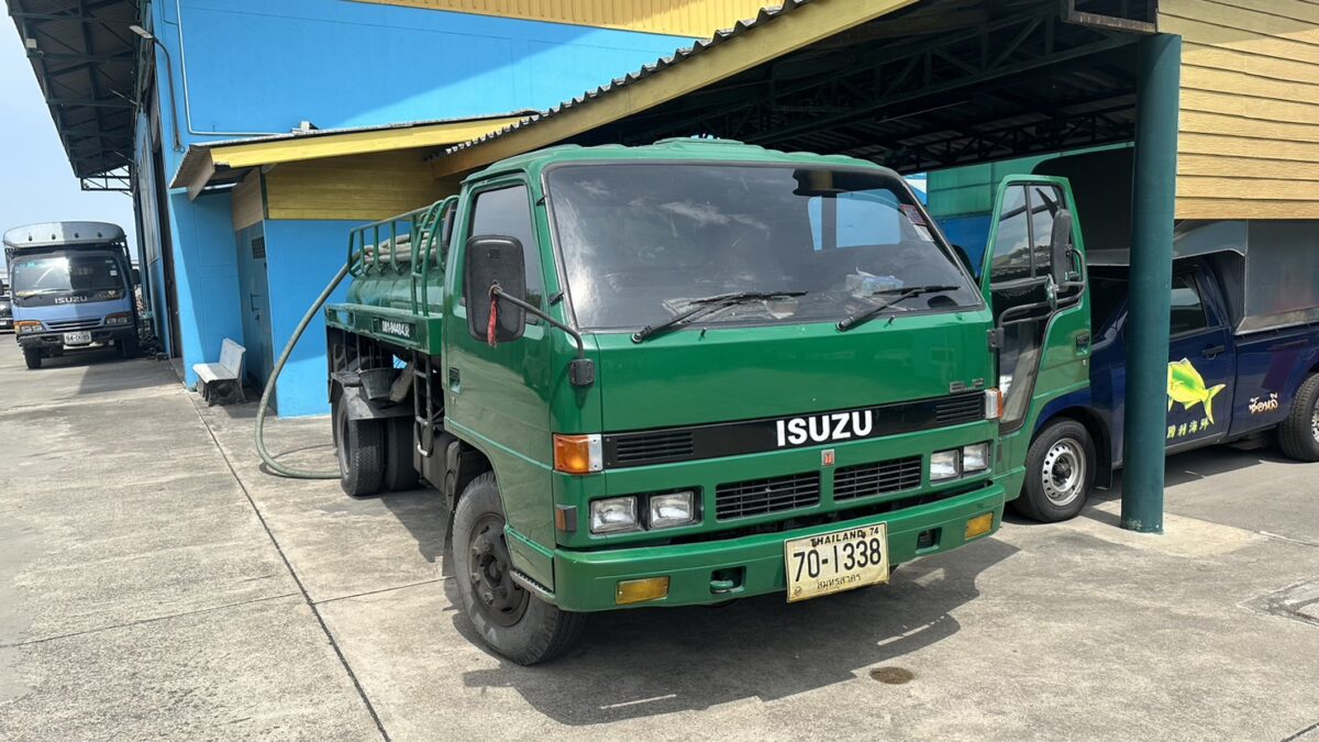 รถดูดส้วมสมุทรสาคร