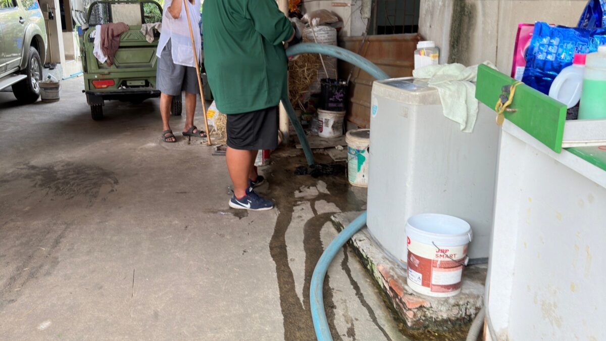 ดูดส้วม ห้องแถว นิคมสมุทรสาคร