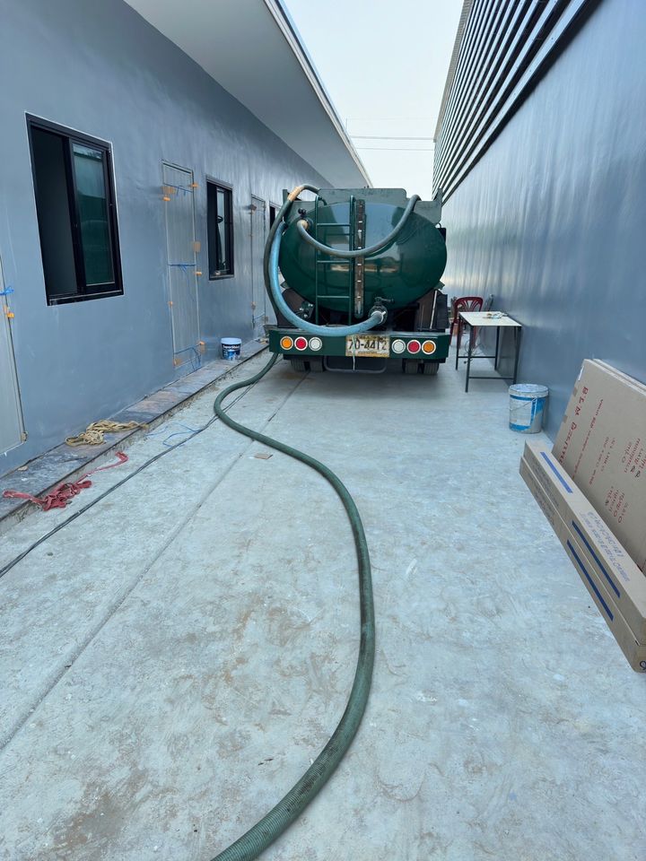 ดูดส้วม-ไซต์งานก่อสร้าง-พันท้าย